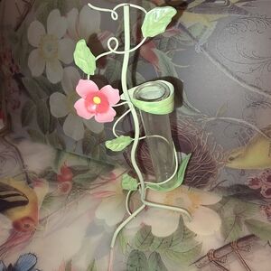 Floral Vine Glass Vase Holder